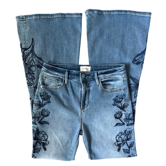 DRIFTWOOD Denim Floral Embroidered Wide Leg Jeans - Picture 4 of 10